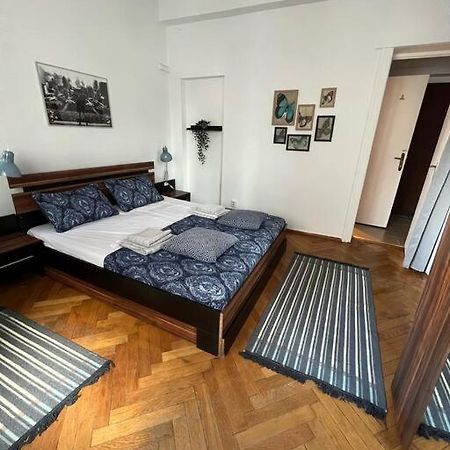 Apartament Ultracentral Universitate Bükreş Dış mekan fotoğraf